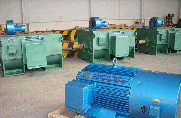 三相異步電動(dòng)機(jī)直接起動(dòng)的危險(xiǎn)。