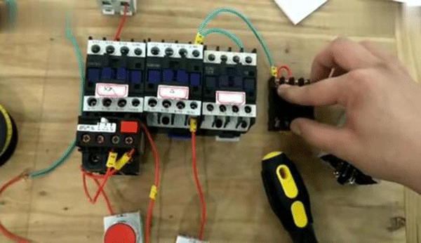 Y系列高壓三相異步電動(dòng)機(jī)的功率控制需要哪些元件？