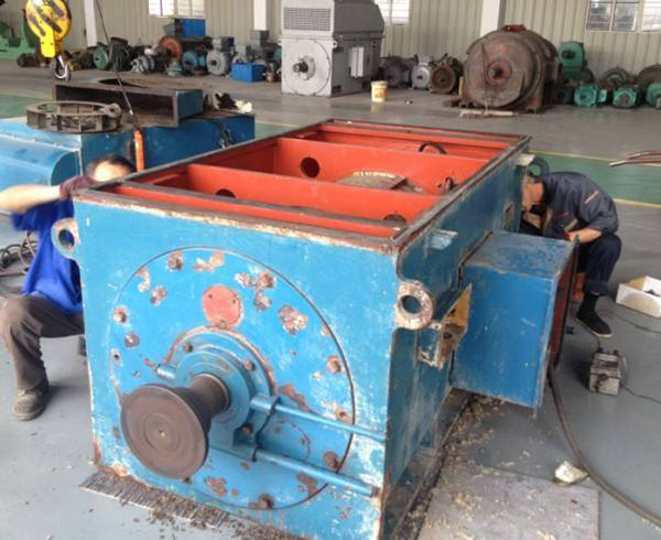 高壓電機耗電過多的原因分析。