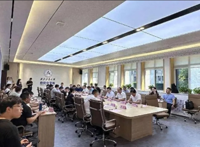 西安西瑪電機與西北工業(yè)大學開展“雙進”活動，共推科技創(chuàng)新與產(chǎn)業(yè)升級